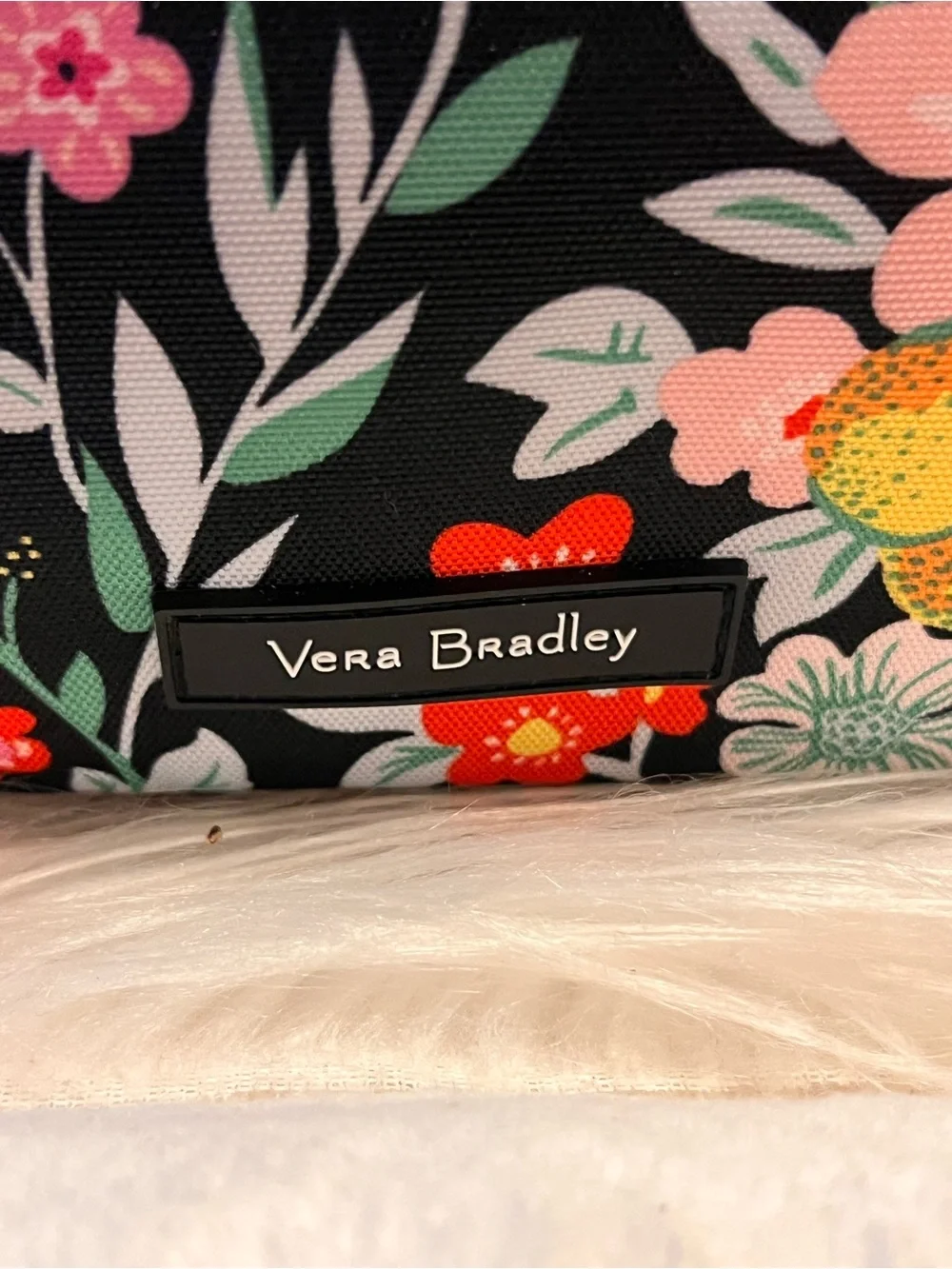 Vera Bradley NWOT  Floral tangerines  with Pink & tangerine Flowers large  tote